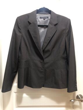 Anne Klein womens size 14 grey 55% wool pinstripe jacket lined
